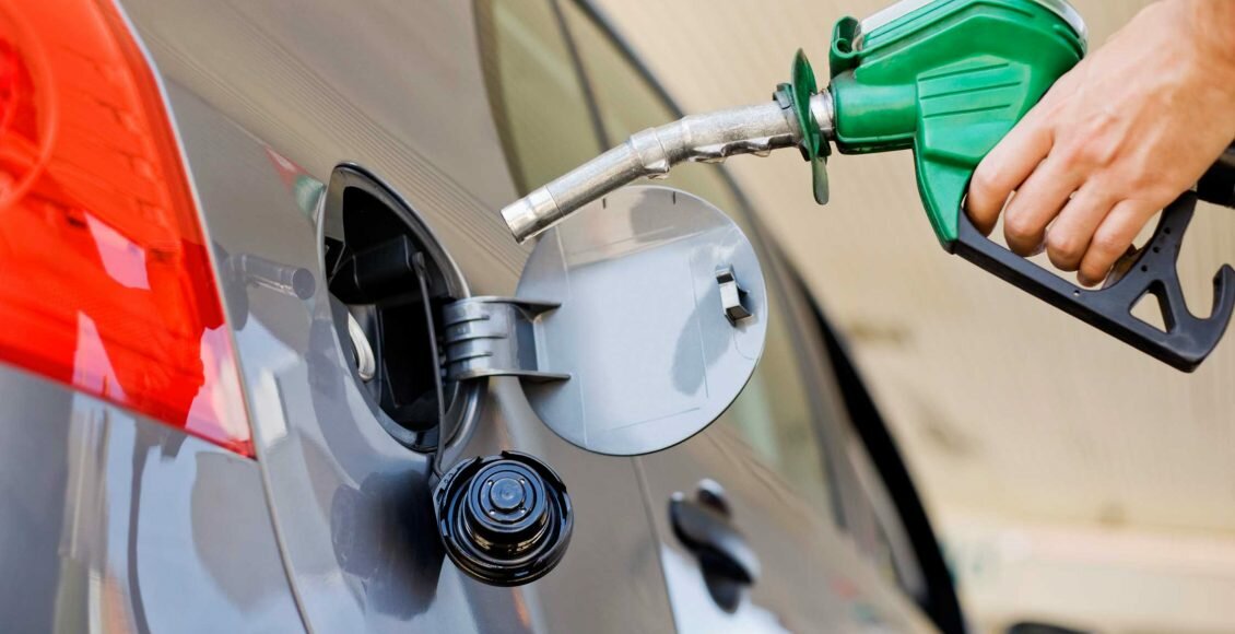 Preço da gasolina chega aos 10 reais em alguns estados brasileiros. Fonte: Pixabay